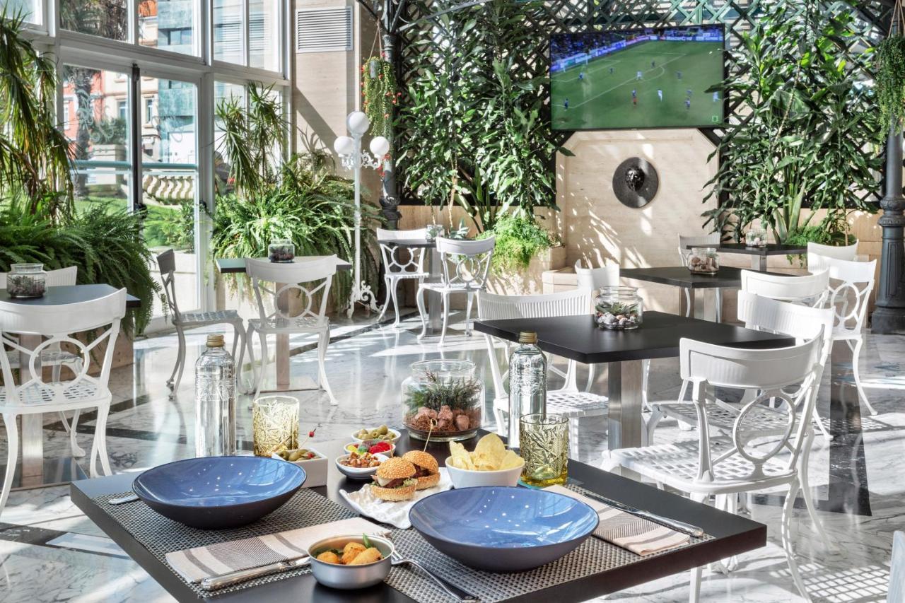 Hotel Melia Maria Pita La Coruña Esterno foto